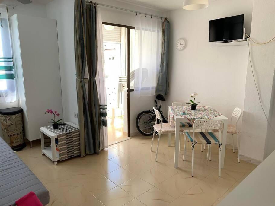 Clarissa Apartment คอสตา เด อันตีกัว ภายนอก รูปภาพ