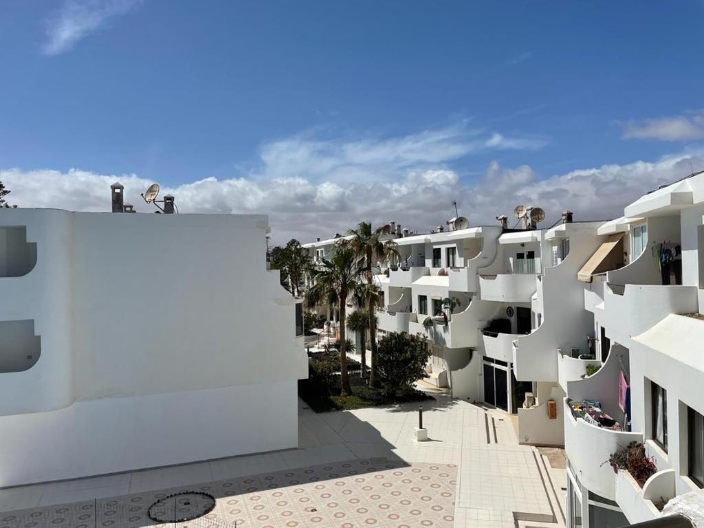 Clarissa Apartment คอสตา เด อันตีกัว ภายนอก รูปภาพ