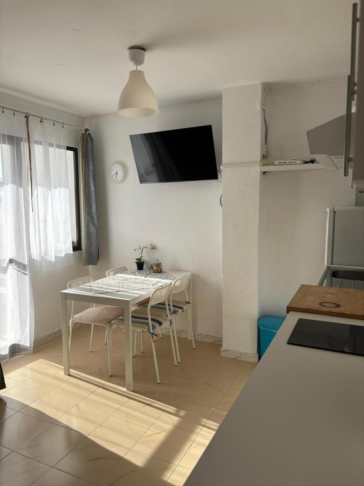 Clarissa Apartment คอสตา เด อันตีกัว ภายนอก รูปภาพ